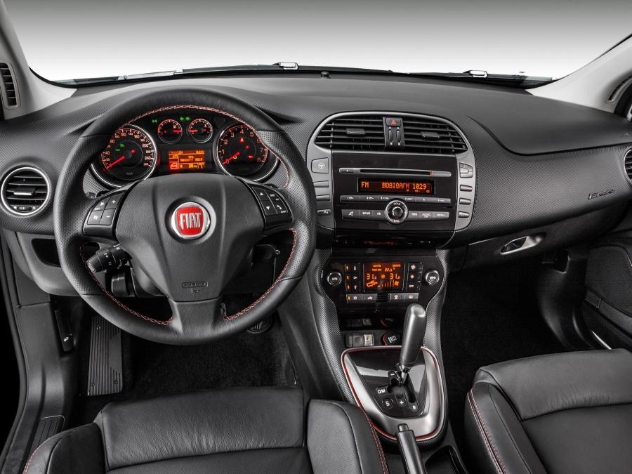  Fiat Bravo Sporting 2012 года  (фото 6 из 12)